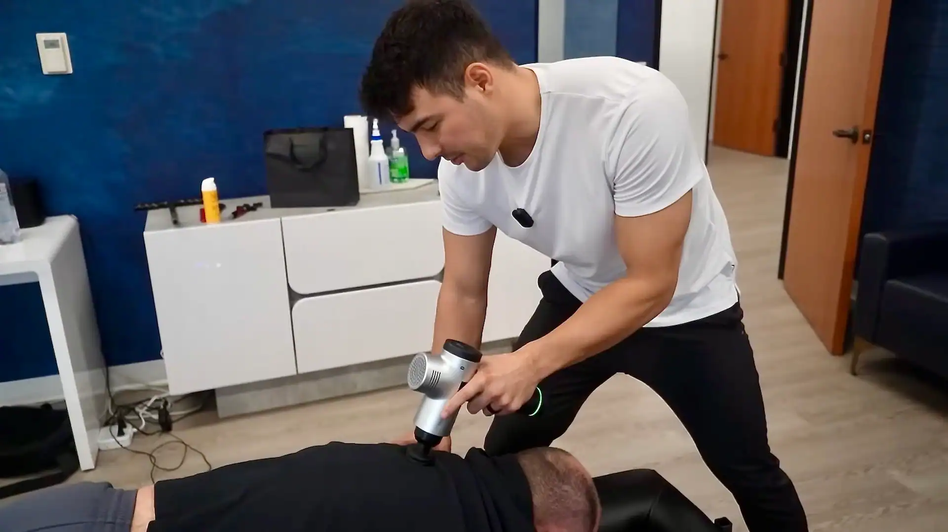 Vibration Therapy Irvine & OC | Pain Relief | CleanSpine